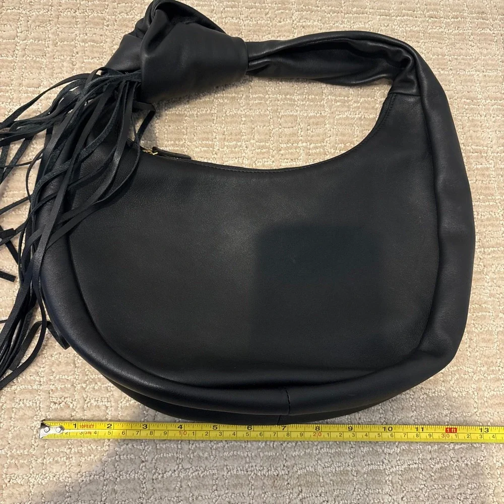 REIKE NEN‎ Women's Black Leather Tasseled Knot Detail Handle Strap Handbag Purse
